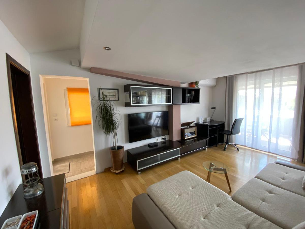 Apartment Sirius Podstrana Exterior photo